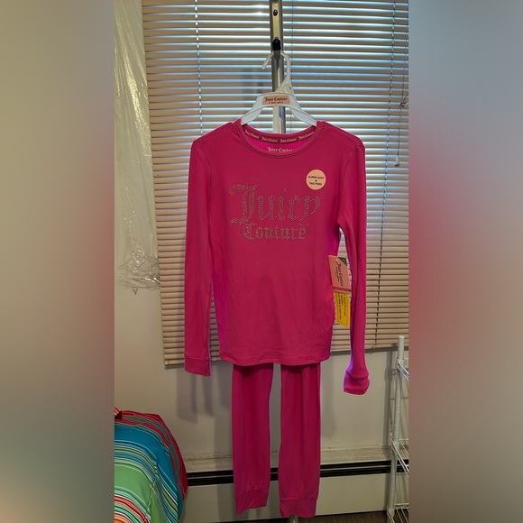 Juicy Couture Girls NWT Cotton 2 Piece Pajamas Long Sleeve and Long Pants - Picture 1 of 7